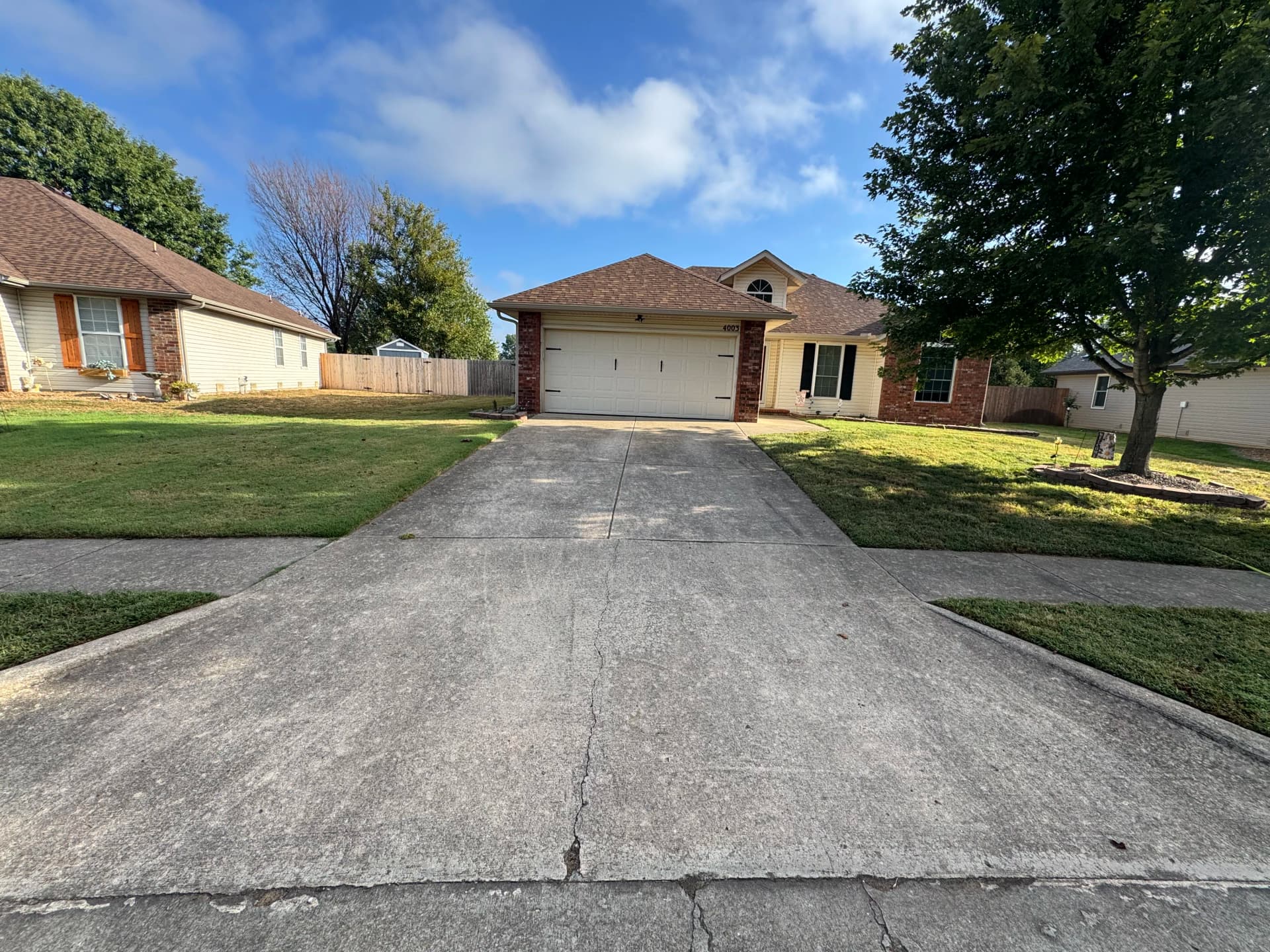 Concrete Driveway Cleaning That Actually Makes a Difference image