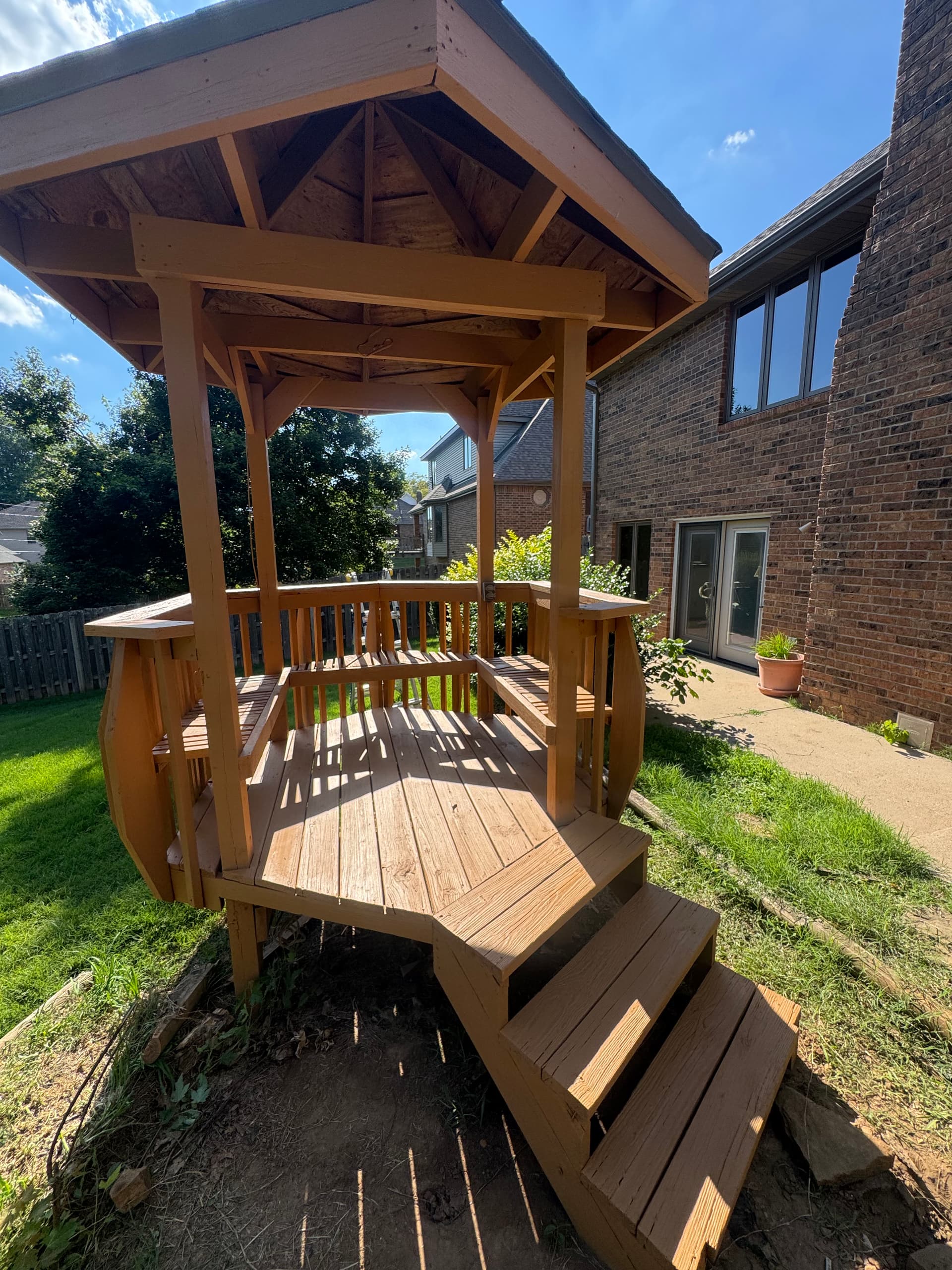 Gallery photos for Gazebo and Deck Cleaning and Staining Done Right: Image #3