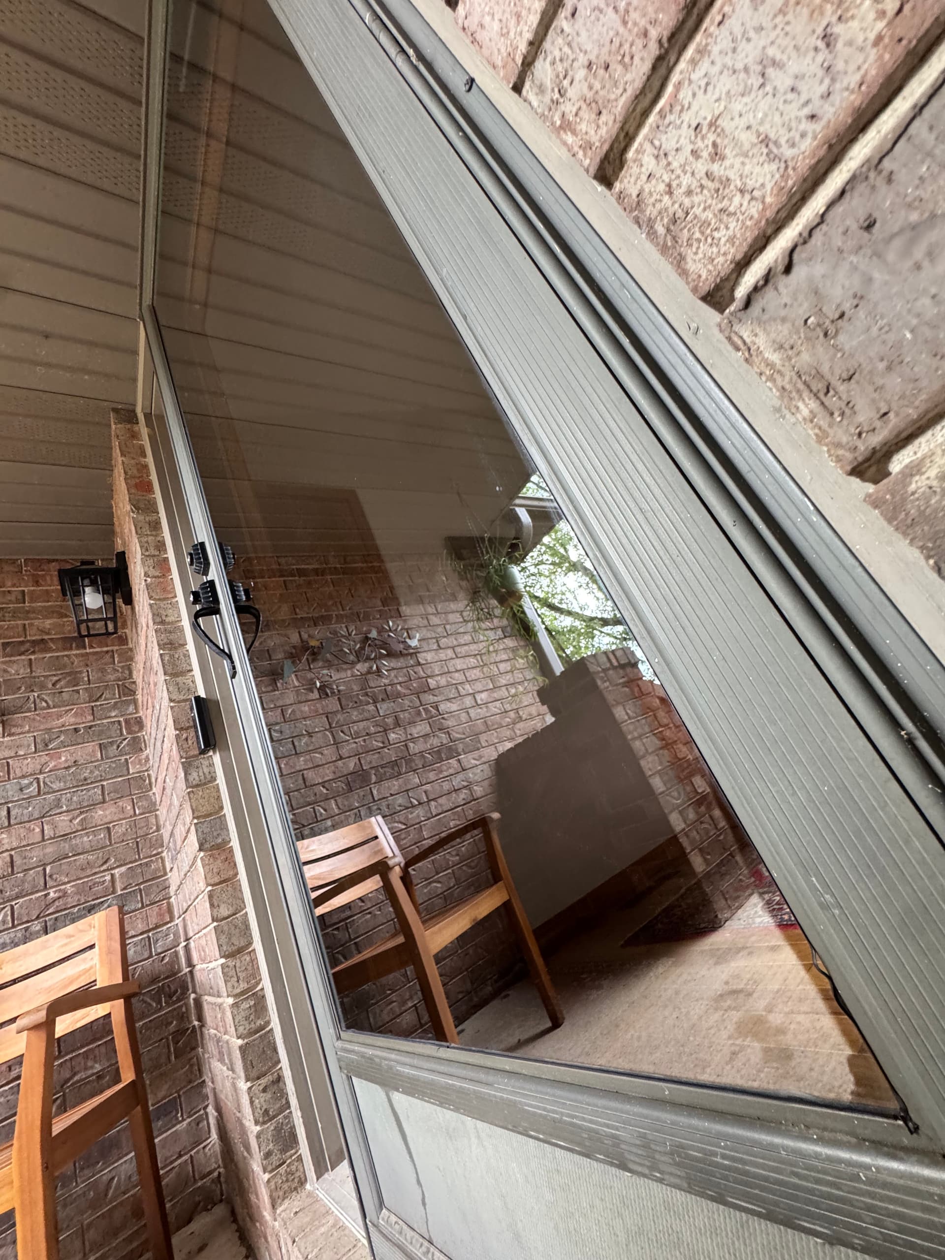 Gallery photos for Streak-Free Window and Door Cleaning That Actually Delivers: Image #1