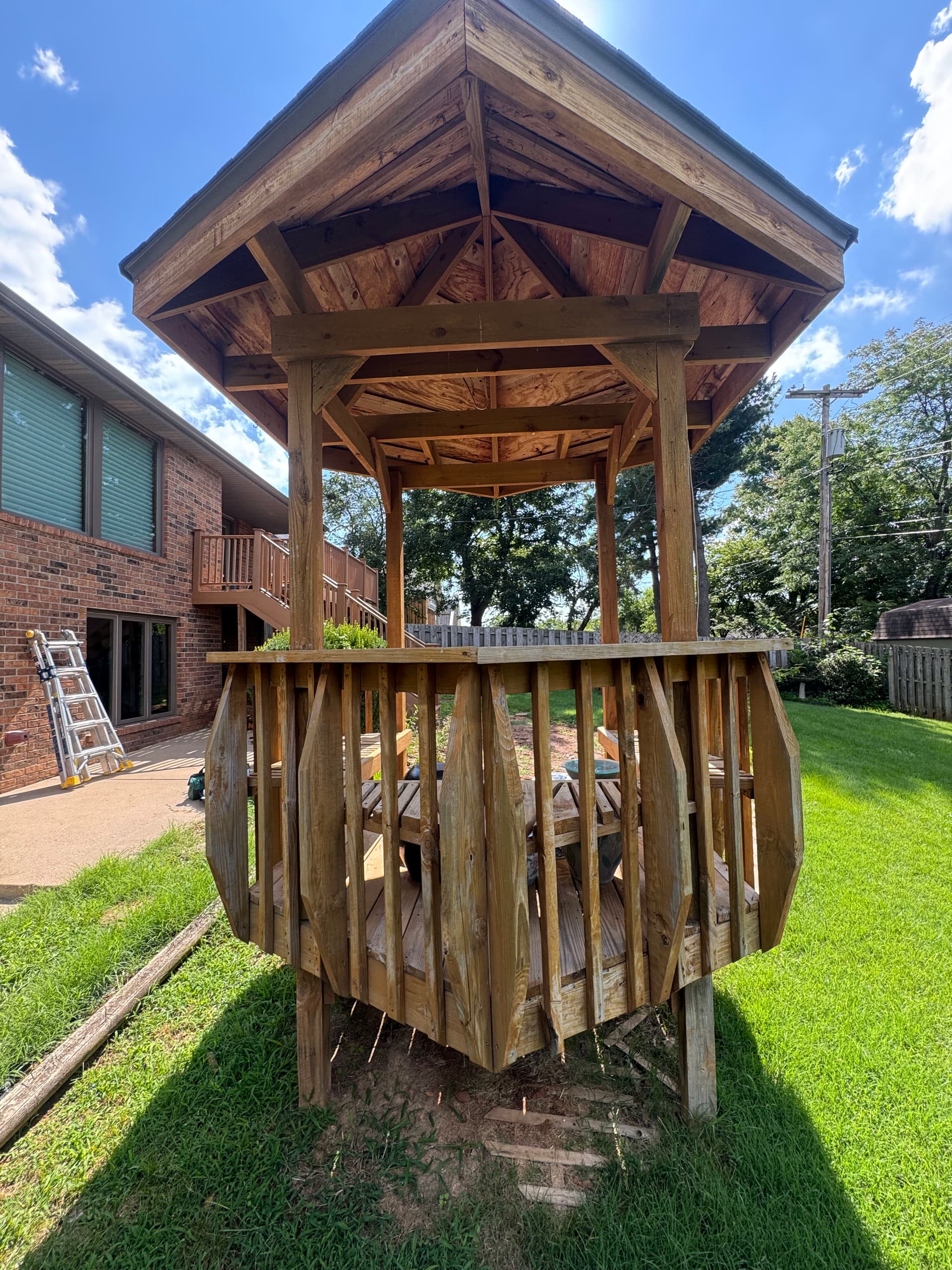 Gallery photos for Gazebo and Deck Cleaning and Staining Done Right: Image #2